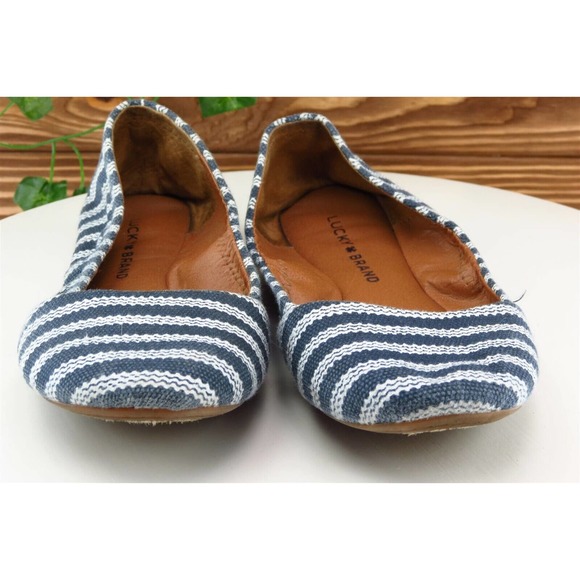 Lucky‎ Brand Size 7.5 M Blue Round Toe Flat Fabric Women - Picture 2 of 7